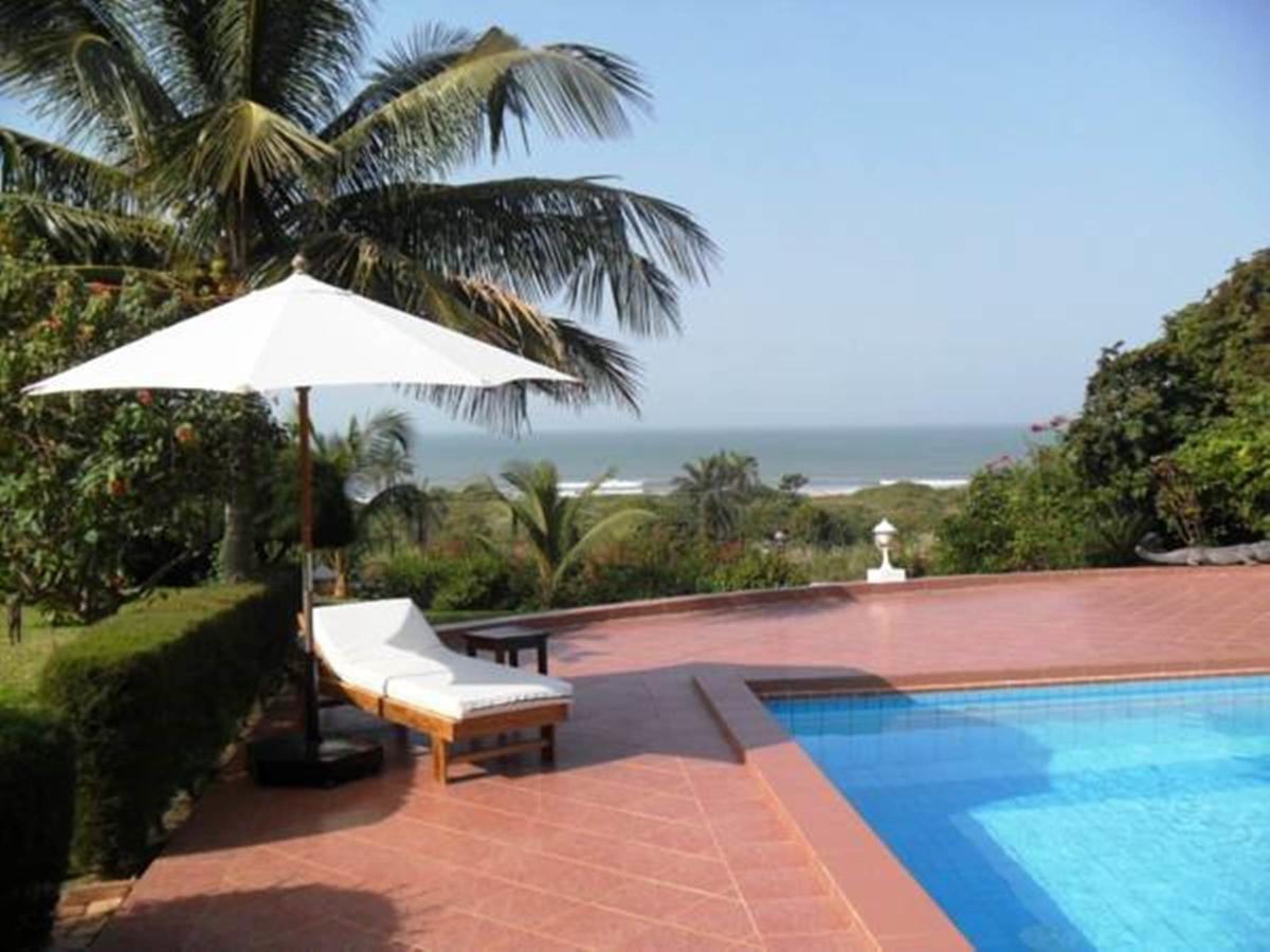 White Horse Residence Tanji Bagian luar foto