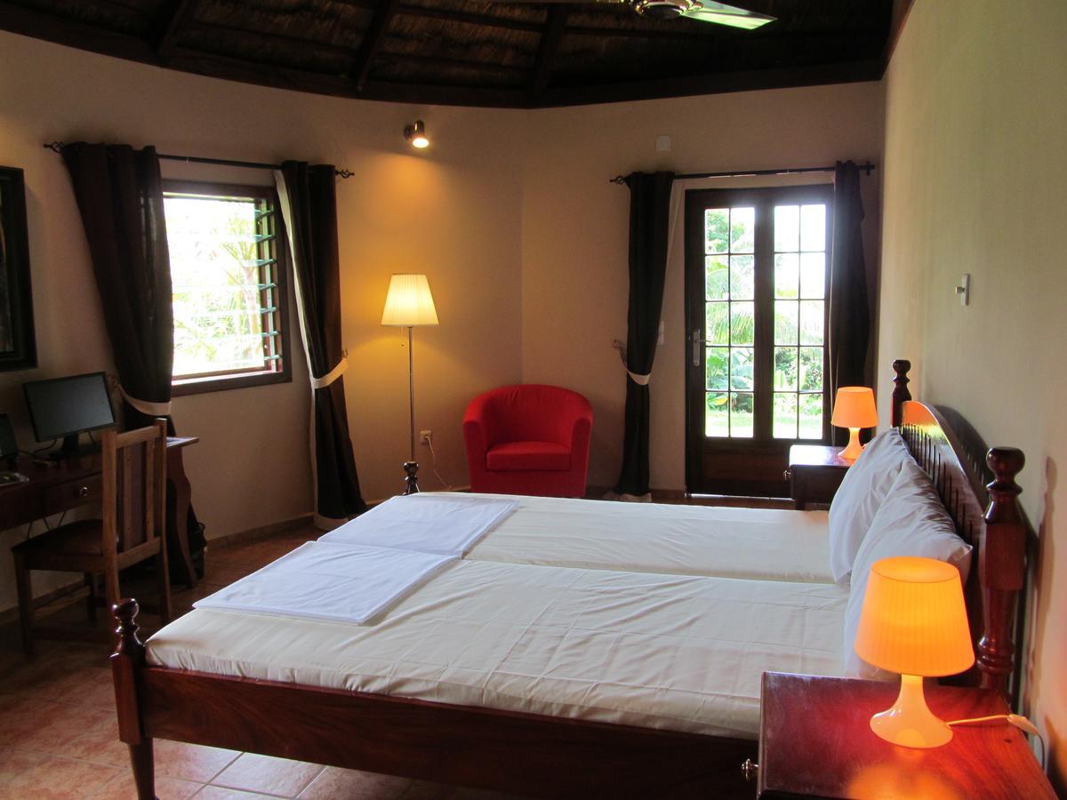 White Horse Residence Tanji Bagian luar foto